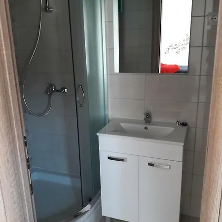 Tina, 30 M From Beach, * Podstrana