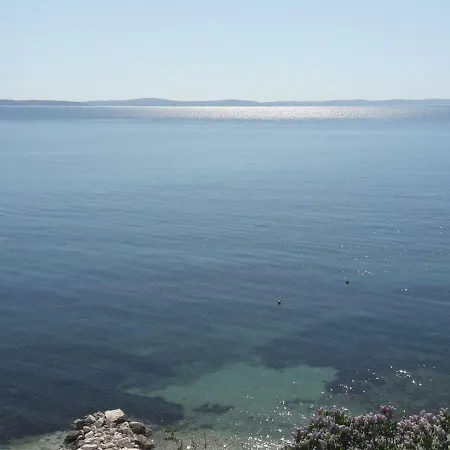 Tina, 30 M From Beach, Apartment Podstrana